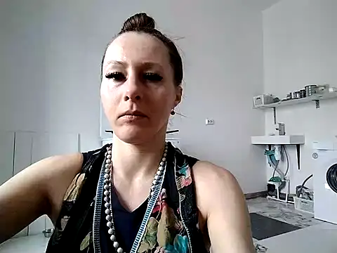 Snapshot of Anneta280671 chatting on 02.21.26 Anneta280671 online show from 02.21.26