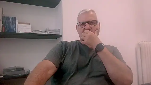 Snapshot of Diegoriv71 chatting on 07.23.26 Diegoriv71 online show from 07.23.26