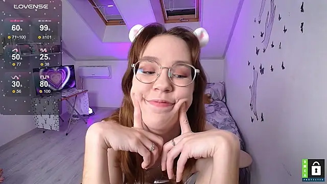 Snapshot of Karina_Bae chatting on 11.07.25 Karina Bae online show from 11.07.25