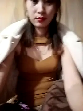 Snapshot of Em_xinh01 chatting on 11.14.25 Em xinh01 online show from 11.14.25