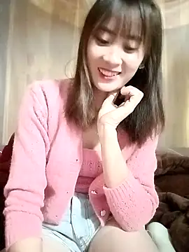 Snapshot of Em_xinh01 chatting on 11.30.25 Em xinh01 online show from 11.30.25