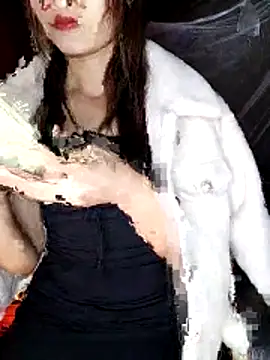 Snapshot of Em_xinh01 chatting on 02.02.26 Em xinh01 online show from 02.02.26