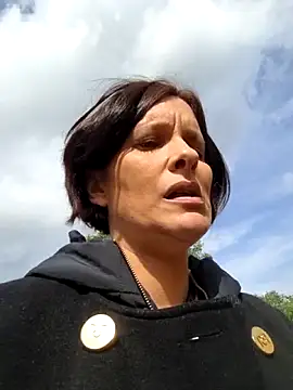 Piediniecollant online show from 03.11.26