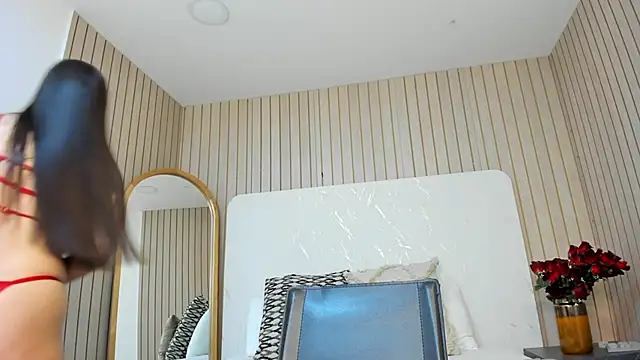 Snapshot of AmberrMoore_ chatting on 11.26.25 AmberrMoore online show from 11.26.25