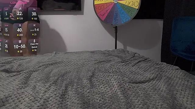 Snapshot of lena2006teen chatting on 10.29.25 lena2006teen online show from 10.29.25