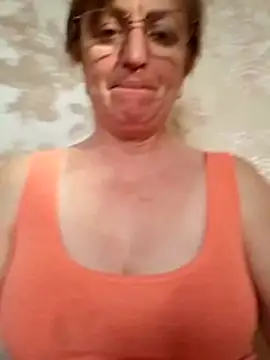 Snapshot of Arabella245 chatting on 11.03.25 Arabella245 online show from 11.03.25