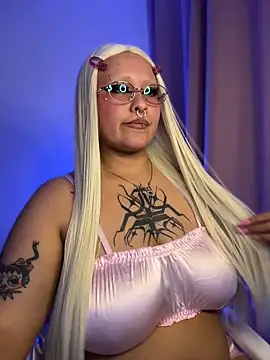 pinkbaddie777 online show from 04.22.26