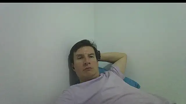 Snapshot of carliesexyman chatting on 11.06.25 carliesexyman online show from 11.06.25