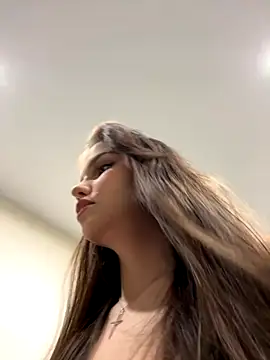 KissMeSashaPlz online show from 11.03.25