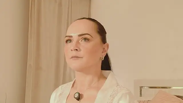 SiennaRosse online show from 04.04.26