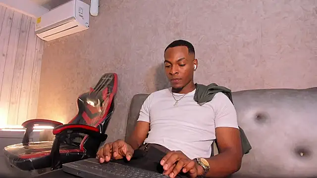 for itan online show from 11.29.25