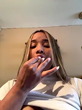 AriVelvet online show from 01.11.26