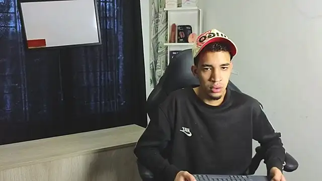 Latin Duo13 online show from 02.13.26