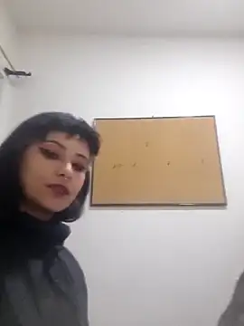 Sandyofi online show from 11.04.25