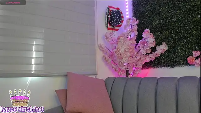 Snapshot of Doris_cruzz chatting on 05.19.26 Doris cruzz online show from 05.19.26