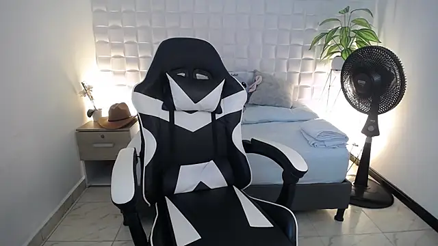 victoria 243 online show from 01.08.26