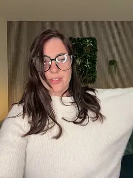 MysteryGirl   online show from 04.02.26