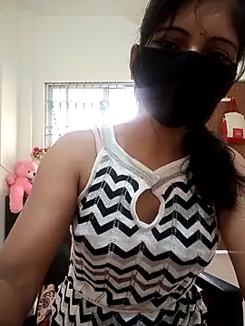 Cute Sanaaya online show from 12.16.25