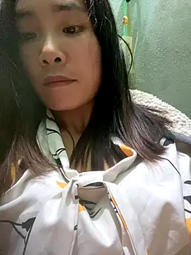 Snapshot of Elysia-007 chatting on 11.04.25 Elysia-007 online show from 11.04.25