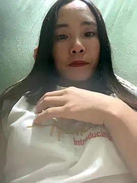 Snapshot of Elysia-007 chatting on 11.06.25 Elysia-007 online show from 11.06.25