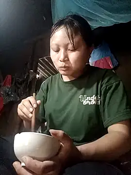 yoyo-mi online show from 11.09.25