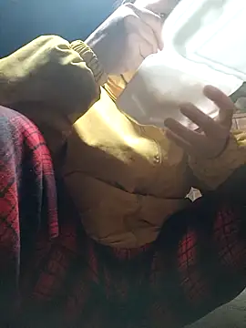 Snapshot of yoyo-mi chatting on 02.02.26 yoyo-mi online show from 02.02.26