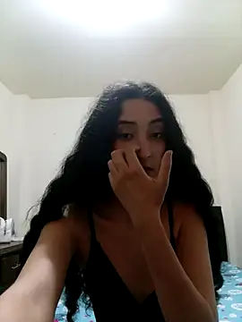 Snapshot of Emmawuaker chatting on 11.09.25 Emmawuaker online show from 11.09.25