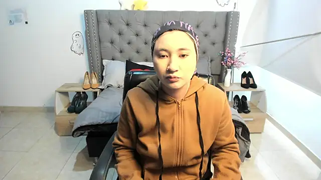 AnngelLee online show from 10.29.25