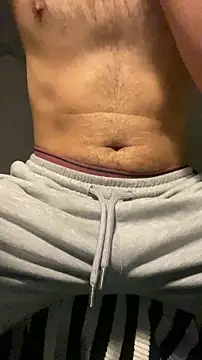 Snapshot of ozysboy chatting on 11.05.25 ozysboy online show from 11.05.25