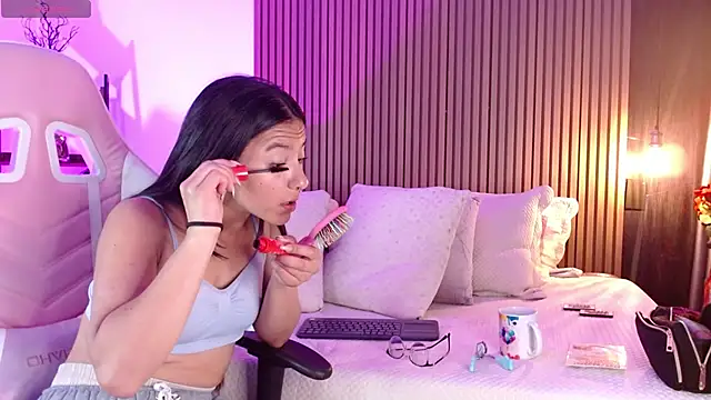 Skay bluee online show from 11.01.25