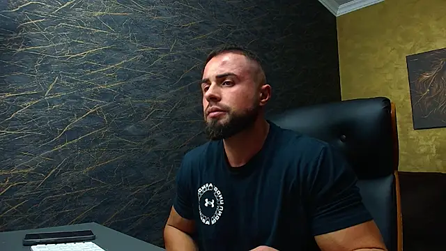 HayesWood online show from 11.04.25