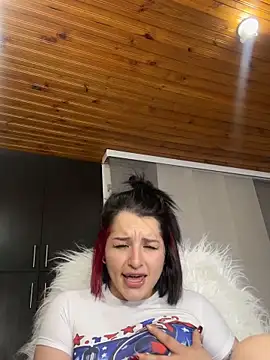 SaritaBanks  online show from 11.02.25