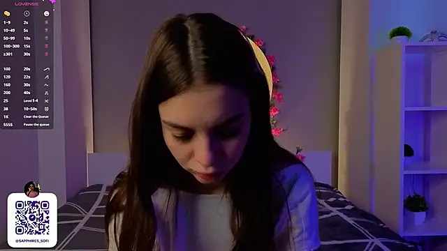 Snapshot of LauraHansil chatting on 02.08.26 LauraHansil online show from 02.08.26