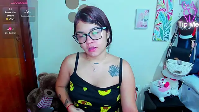 Emma boo online show from 12.02.25