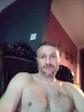 Snapshot of Caliguy36 chatting on 10.28.25 Caliguy36 online show from 10.28.25