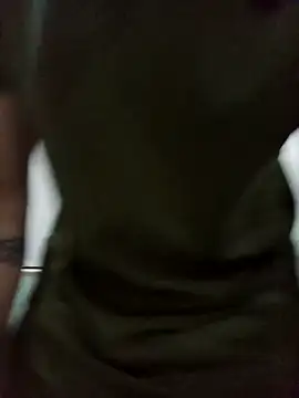 Snapshot of Caliguy36 chatting on 11.07.25 Caliguy36 online show from 11.07.25