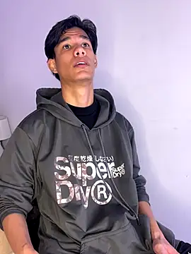 Snapshot of michael_vidal chatting on 11.01.25 michael vidal online show from 11.01.25