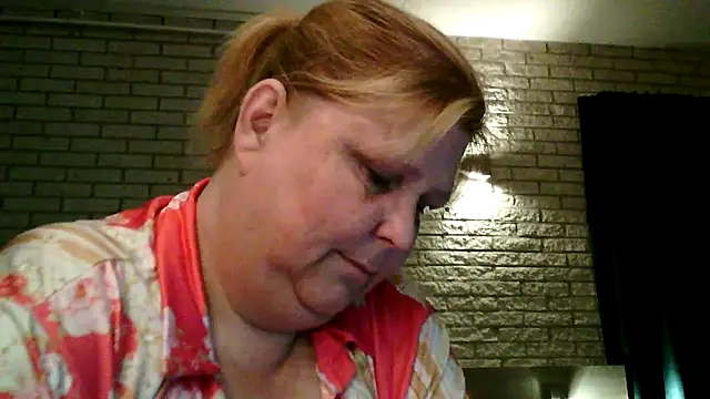 Sylviastar46 online show from 04.17.26