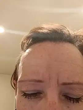 Karebearz1 online show from 04.04.26