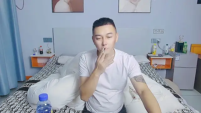 Snapshot of xiao8787 chatting on 11.04.25 xiao8787 online show from 11.04.25