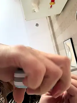 aniani11 online show from 12.21.25