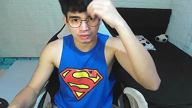 Snapshot of Asian_France_Angeloo chatting on 11.03.25 Asian France Angeloo online show from 11.03.25