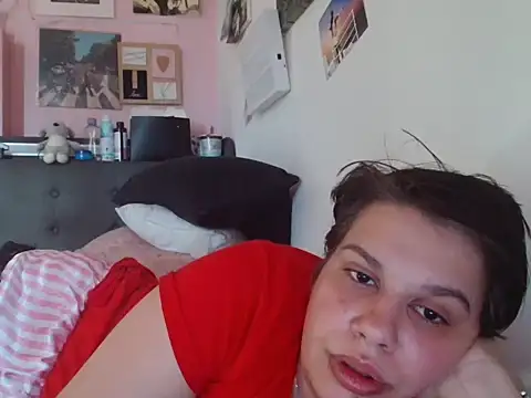 Carolineisback online show from 05.24.26