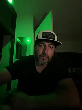 ezrah23 online show from 06.12.26
