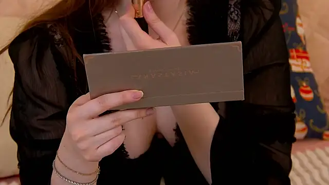 VickiBanx online show from 12.19.25