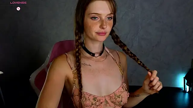 Lovelly molly1 online show from 07.29.26
