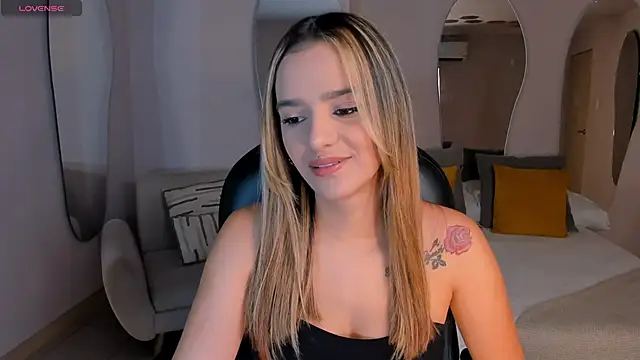 LaurentRosse1 online show from 04.15.26