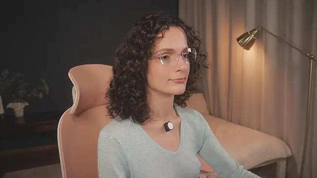 Snapshot of _arta_ chatting on 06.19.26 arta online show from 06.19.26