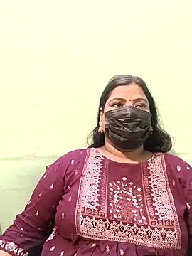 Snapshot of tamil_Nithya_J chatting on 05.02.26 tamil Nithya J online show from 05.02.26
