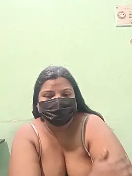 Snapshot of tamil_Nithya_J chatting on 05.28.26 tamil Nithya J online show from 05.28.26